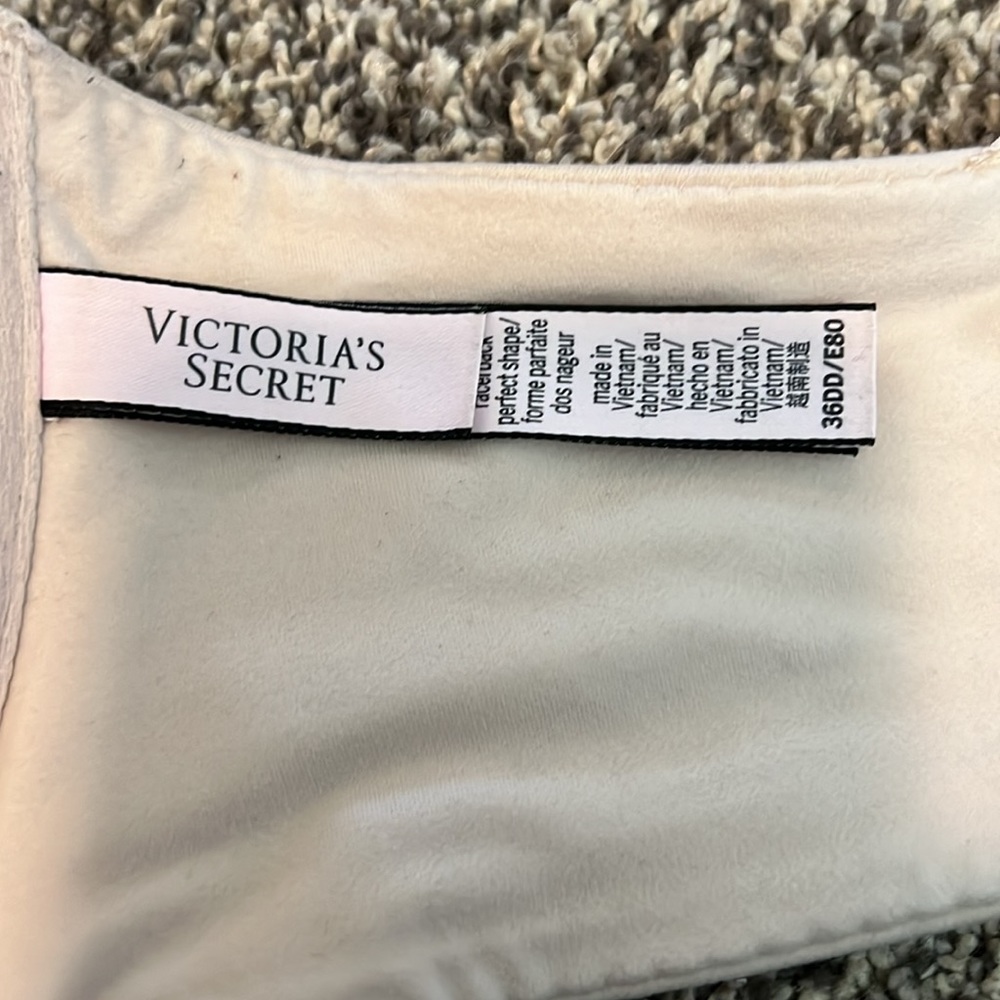 EUC Victoria Secret Racerback Perfect Shape - Picture 2 of 2